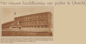 99311 Gezicht op het nieuwe Hoofdbureau van Politie (Catharijnekade 12) te Utrecht, tijdens de opening.